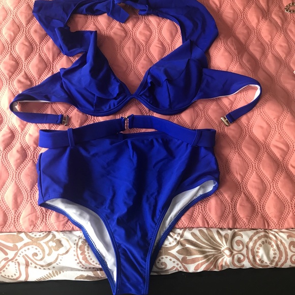 Two piece off the shoulder swimsuit (brand new) - Picture 3 of 4